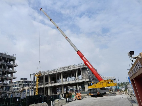 汽車(chē)吊車(chē)主要有哪三大部分組成？